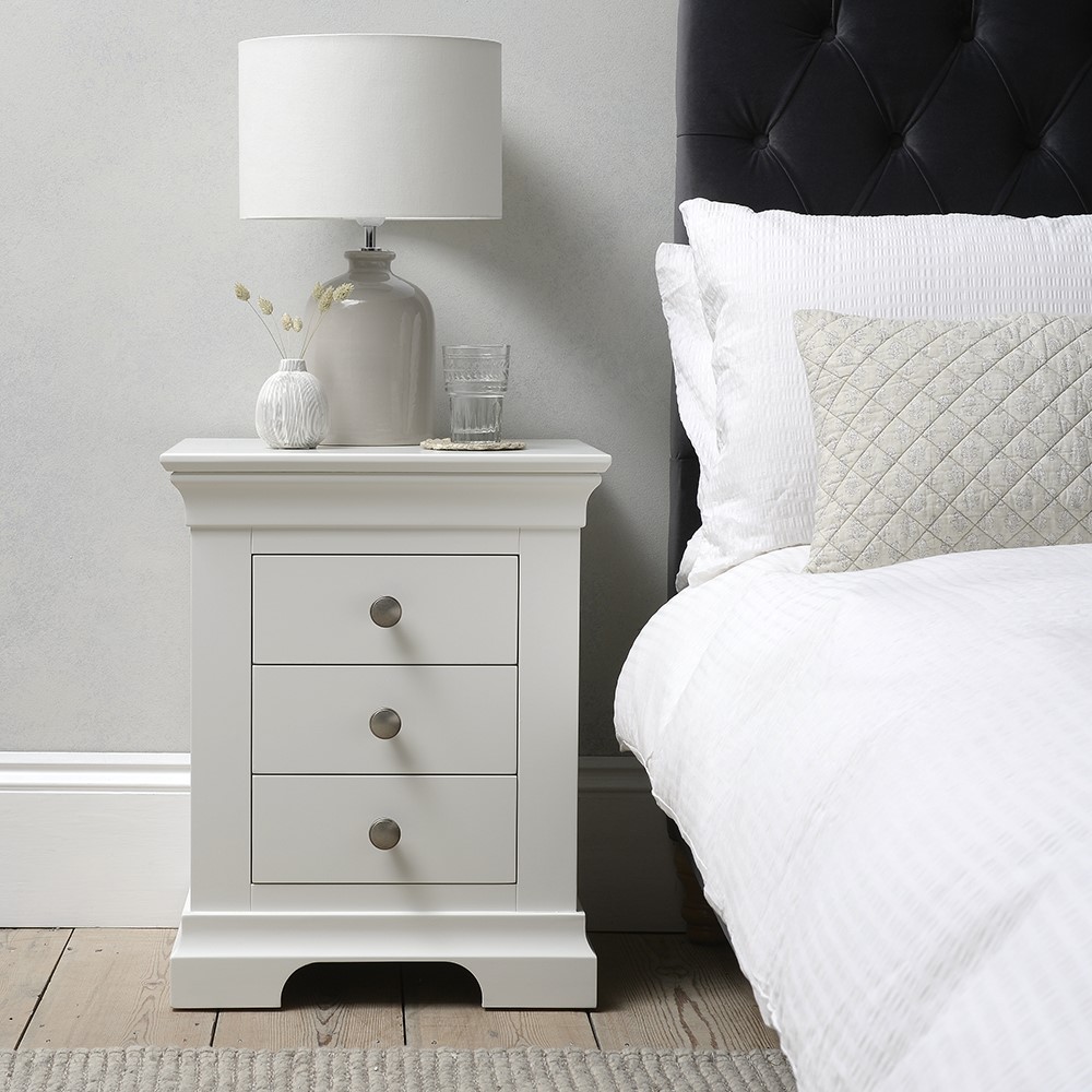 chantilly warm white set of 2 bedside tables