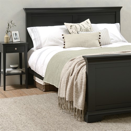 Chantilly Dusky Black 4ft 6" Double Bed