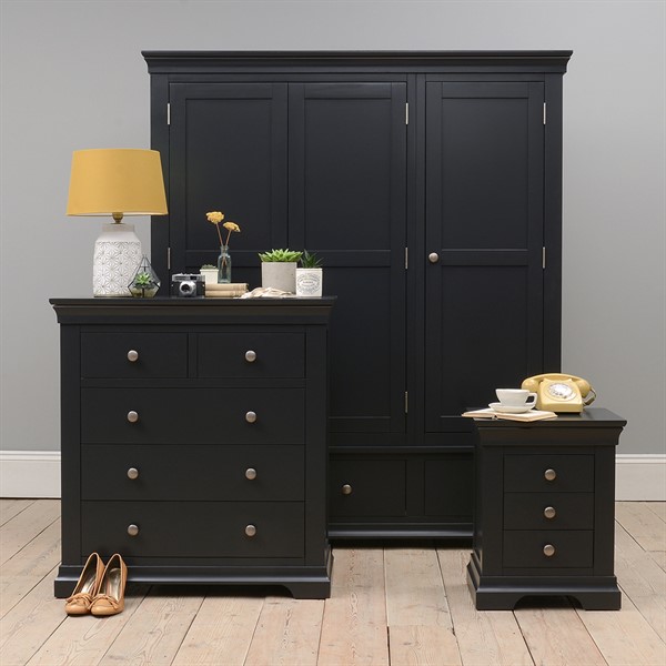 Chantilly Dusky Black Triple Wardrobe Bedroom Set The Cotswold Company