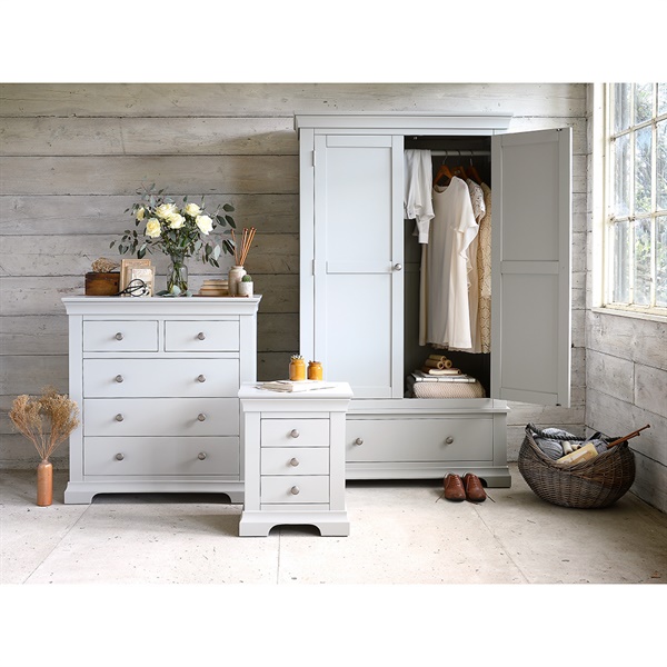 Chantilly Pebble Grey Double Wardrobe Bedroom Set The Cotswold Company