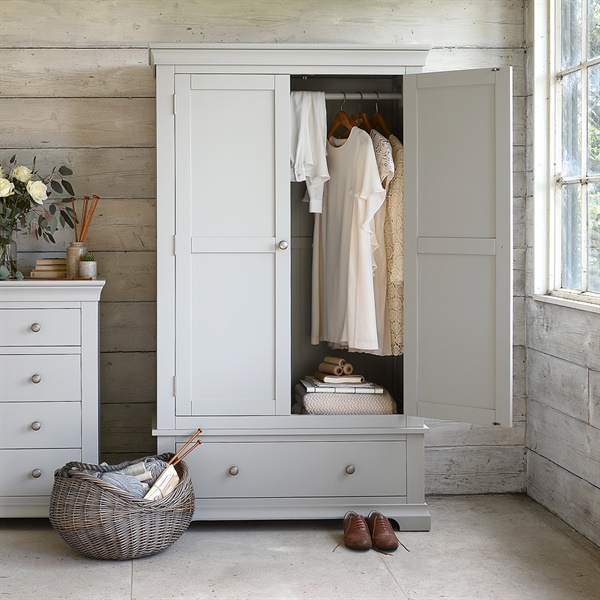Chantilly Pebble Grey Double Wardrobe Bedroom Set The Cotswold Company