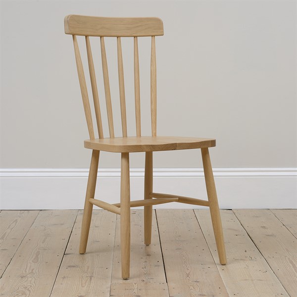 oak spindle back dining chairs