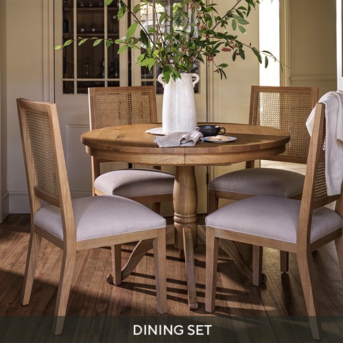 Elkstone Mellow Oak Round Dining Table and 4 Dining Chairs