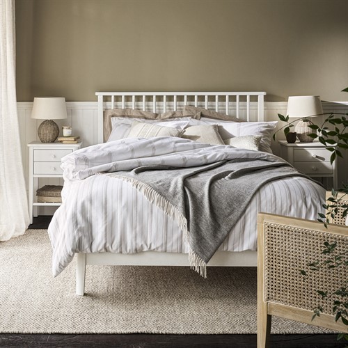 Berkeley White Oak Superking Bed