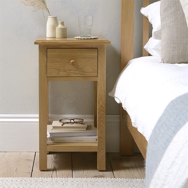 Appleby Light Oak 1 Drawer Bedside Table - The Cotswold Company