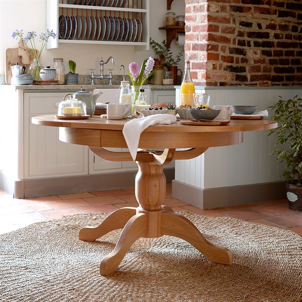 light oak round dining table