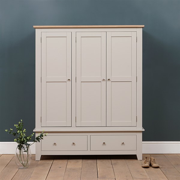 Chester Stone Triple Wardrobe - The Cotswold Company