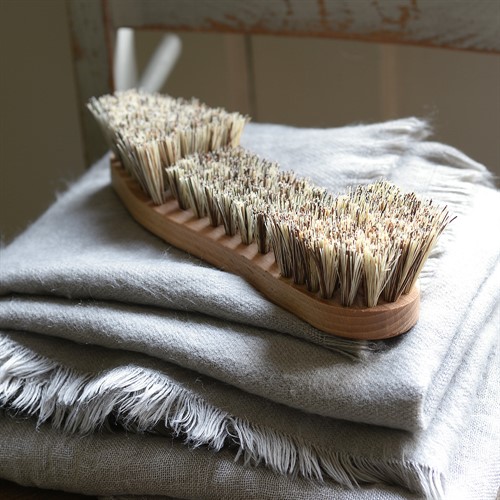 Super Scrubbing Brush With Natural Bristles