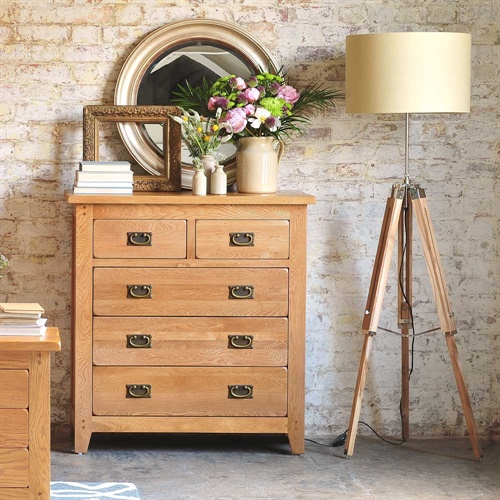 oak Chest of Drawers